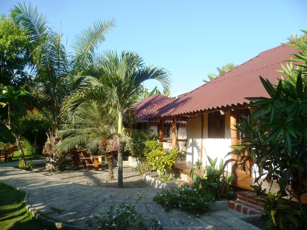 La Barquita Beach Hostel Puerto Lopez Exterior photo