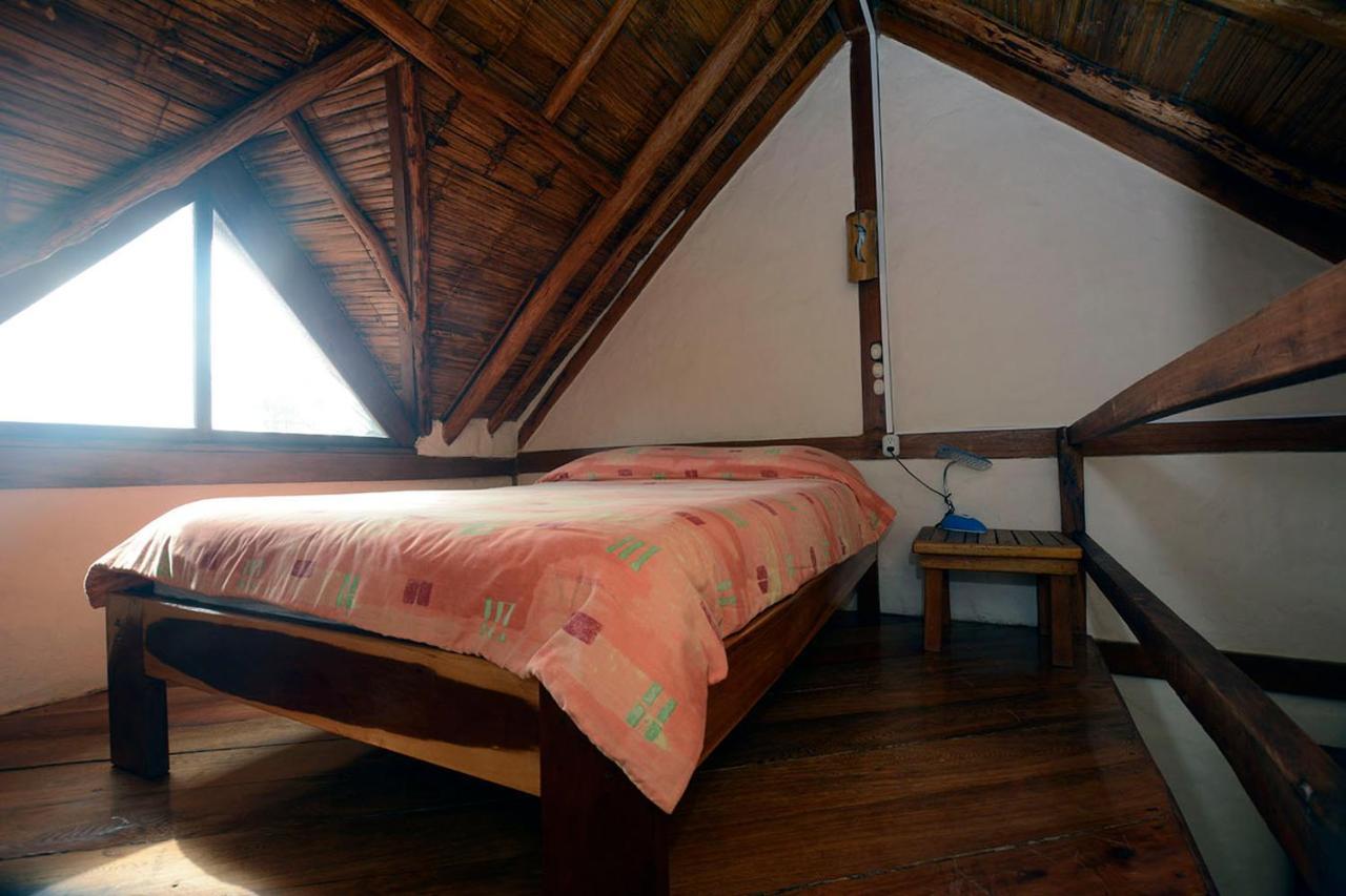 La Barquita Beach Hostel Puerto Lopez Exterior photo